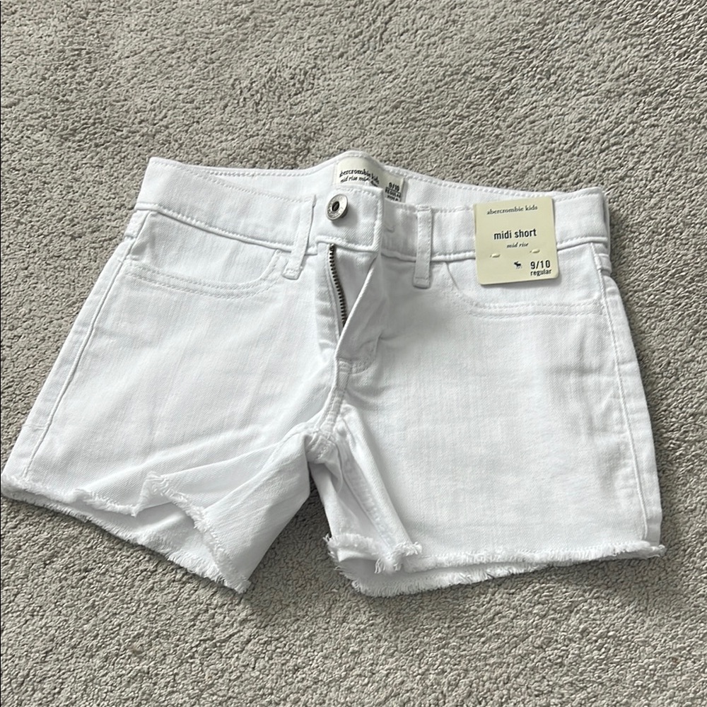NWT Abercrombie Kids White Midi Shorts 9/10 regular Mid rise